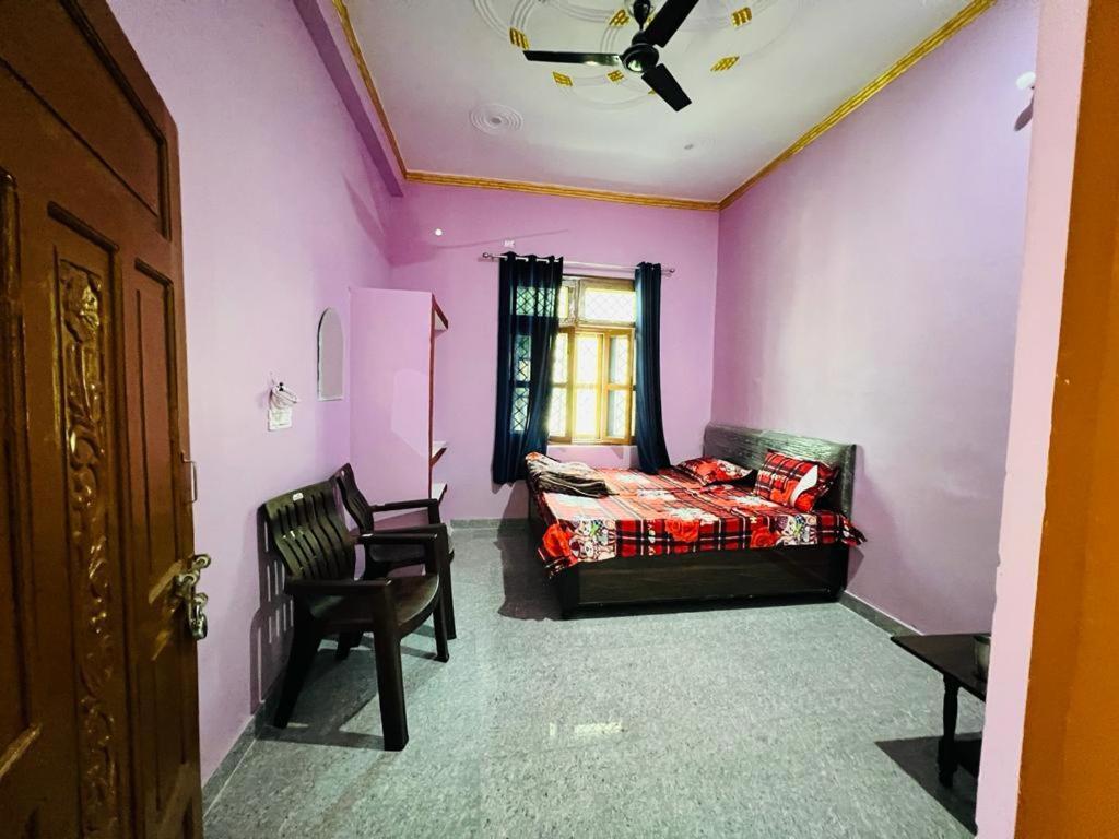 Gayatri Homestay Rudraprayāg Екстериор снимка