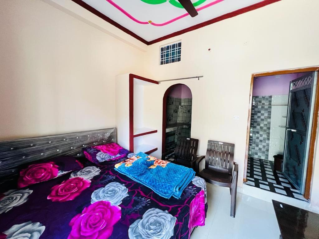 Gayatri Homestay Rudraprayāg Екстериор снимка