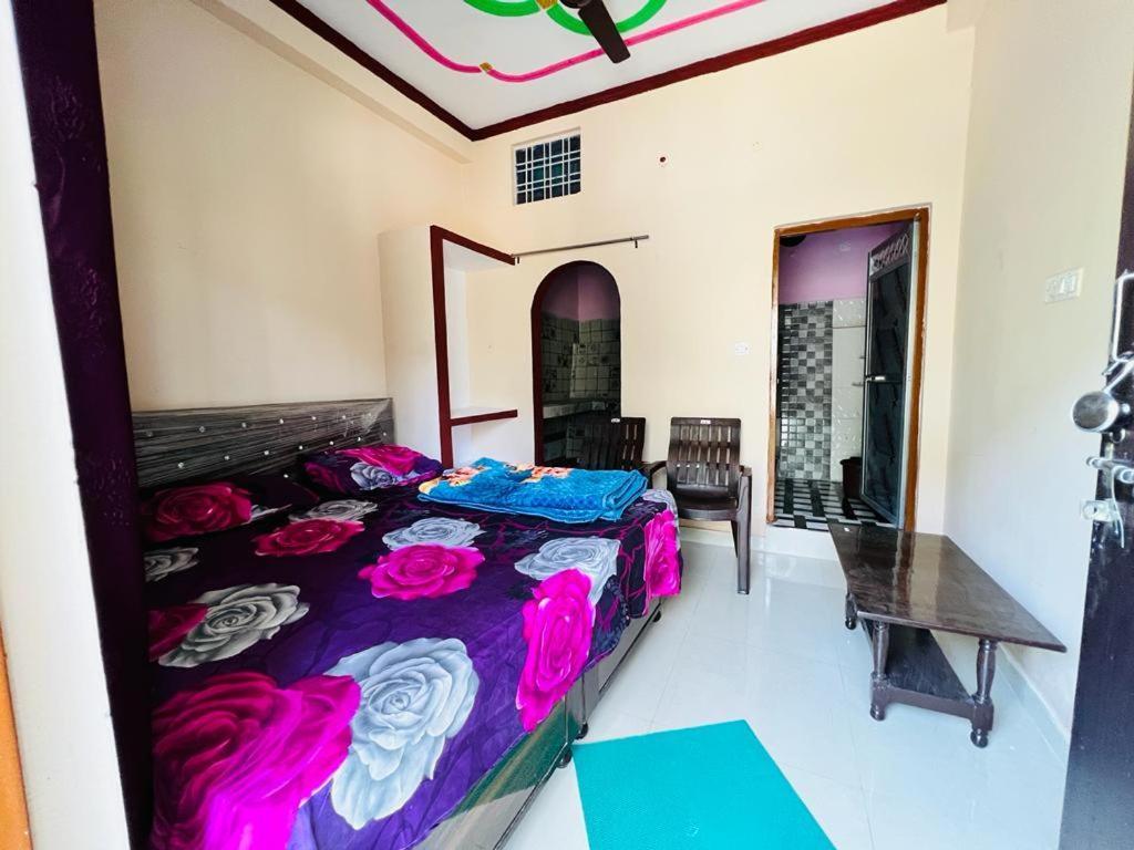 Gayatri Homestay Rudraprayāg Екстериор снимка